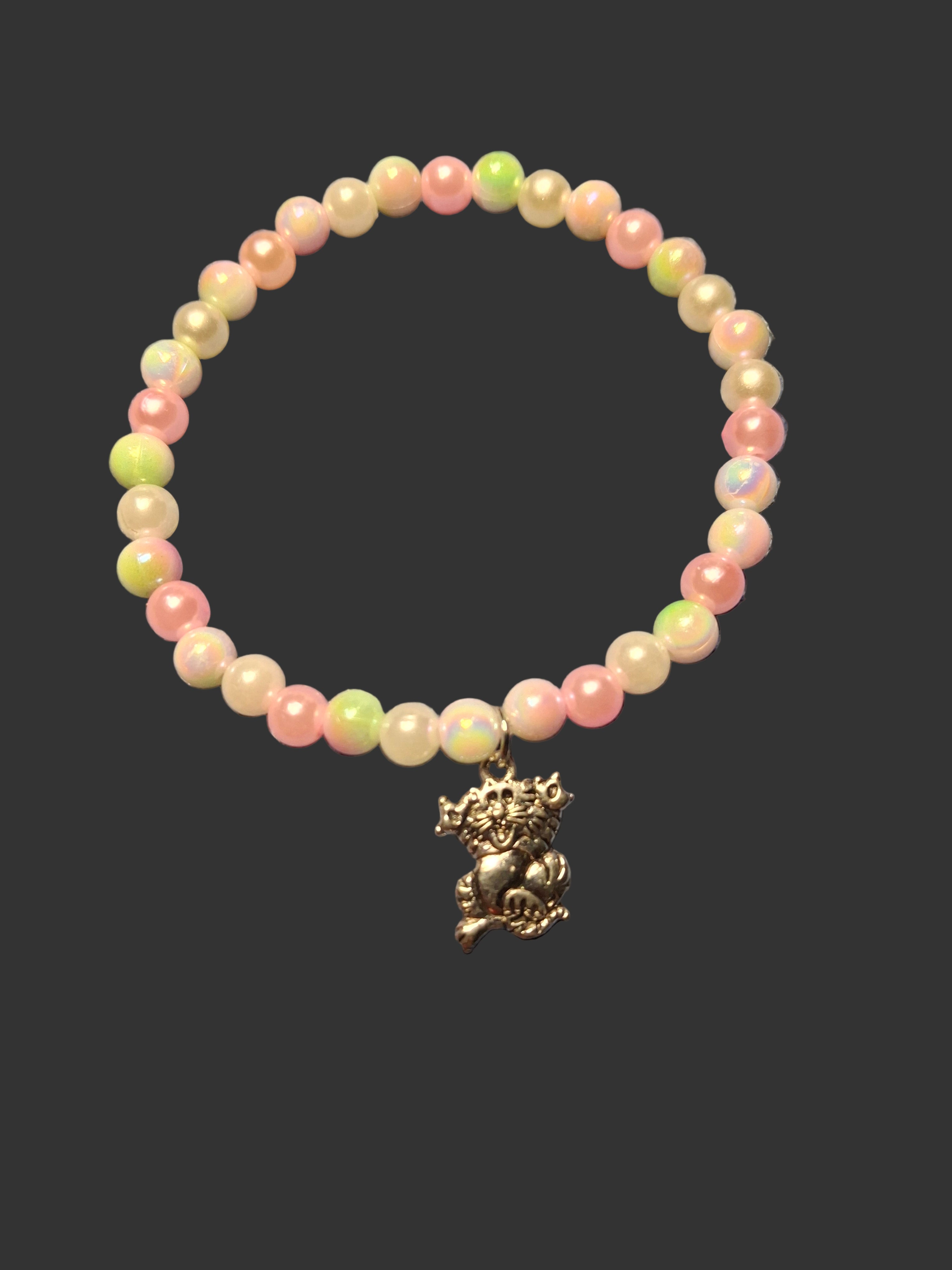 Pink and White Pearl Round Bracelet with Cat Charm